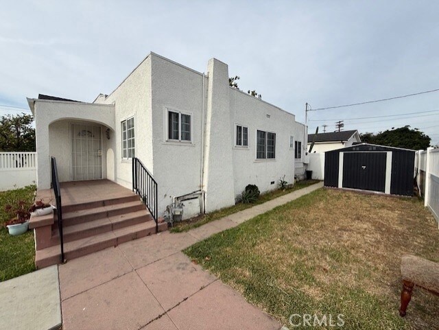 7737 Ferncola Ave, Sun Valley, CA à vendre - Photo de l’immeuble – Image 3 sur 32