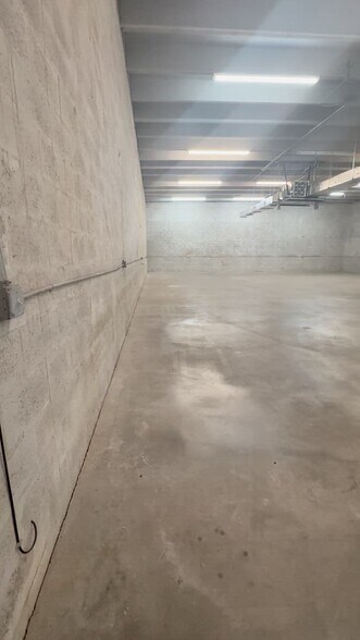 14000-14048 SW 140th St, Miami, FL à louer - Vidéo sur l’annonce professionnelle – Image 2 sur 13