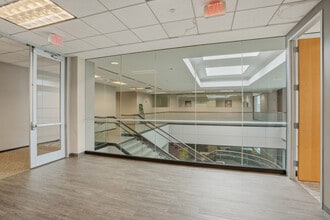 1707 Market Place Blvd, Irving, TX à louer Photo intérieure– Image 1 sur 5