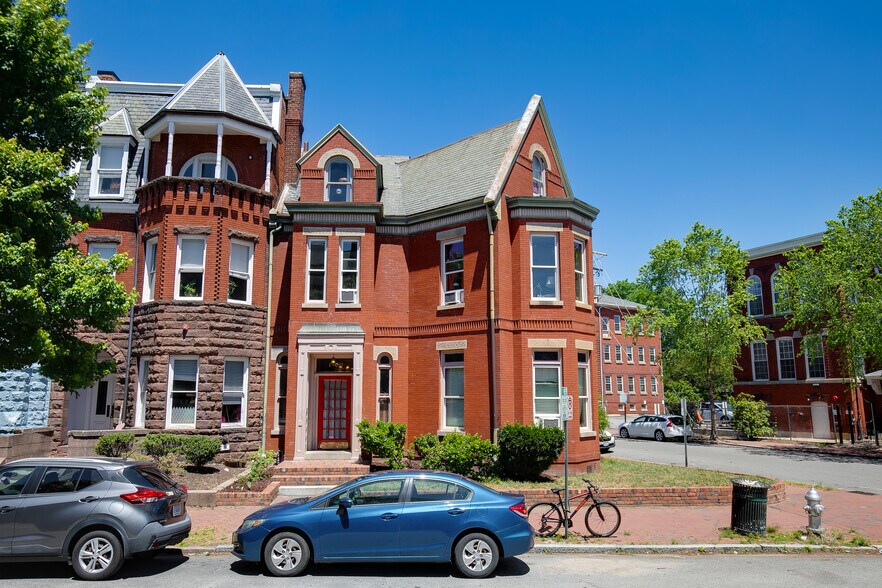 1300 Floyd Ave, Richmond, VA à vendre - Photo de l’immeuble – Image 2 sur 53