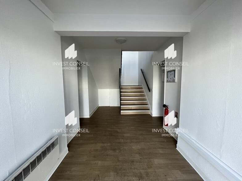 14 Rue Des Oziers, SAINT-OUEN-L'AUMONE à louer - Photo de l’immeuble – Image 3 sur 8