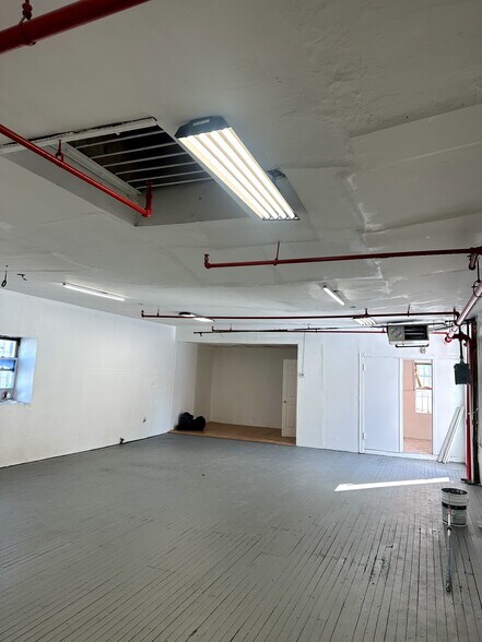 294-314 Junius St, Brooklyn, NY à louer - Photo de l’immeuble – Image 1 sur 12