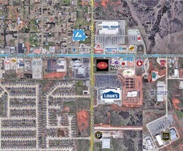 215 N Sara Rd, Mustang, OK à louer Aérien– Image 2 sur 2