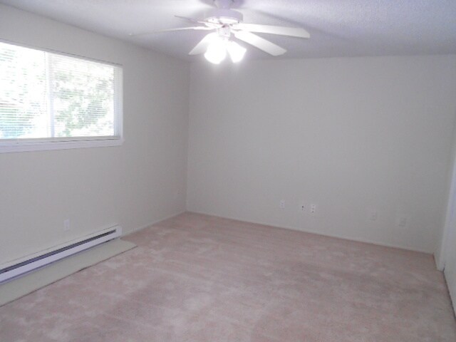 17165 SW Merlo Rd, Beaverton, OR à vendre - Photo de l’immeuble – Image 3 sur 9