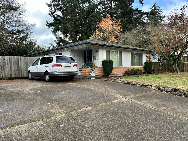 11018 E Burnside St, Portland, OR à vendre - Photo de l’immeuble – Image 2 sur 7