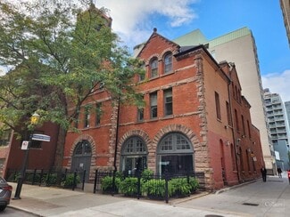 Plus de détails pour 110 Lombard St, Toronto, ON - Spécialisé à vendre