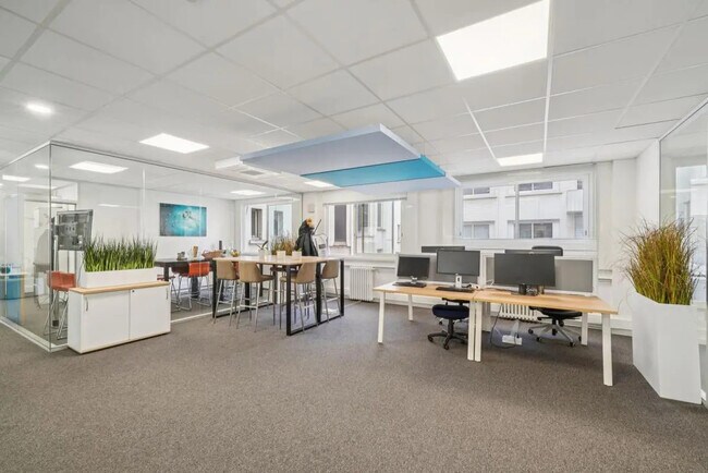 Plus de détails pour 12 Rue De Ponthieu, Paris - Bureau à louer