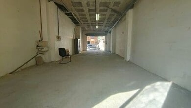 Local commercial dans Manresa, Barcelona à louer Photo intérieure– Image 1 sur 4