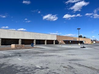Plus de détails pour 4600 Jonestown Rd, Harrisburg, PA - Local commercial à louer