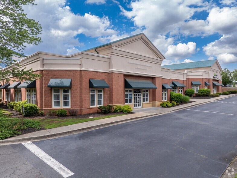 7855 N Point Pky, Alpharetta, GA à vendre - Photo de l’immeuble – Image 2 sur 12
