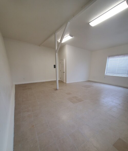 546 23rd St, Richmond, CA à louer - Photo de l’immeuble – Image 3 sur 7