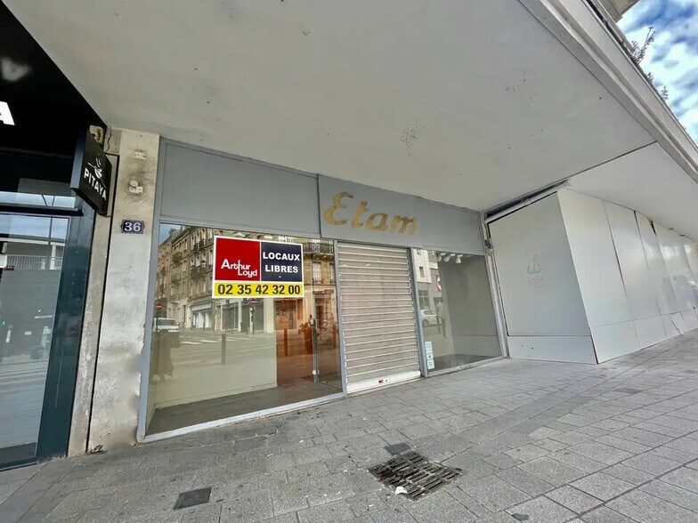 Local commercial dans Le Havre à louer - Photo de l’immeuble – Image 2 sur 2