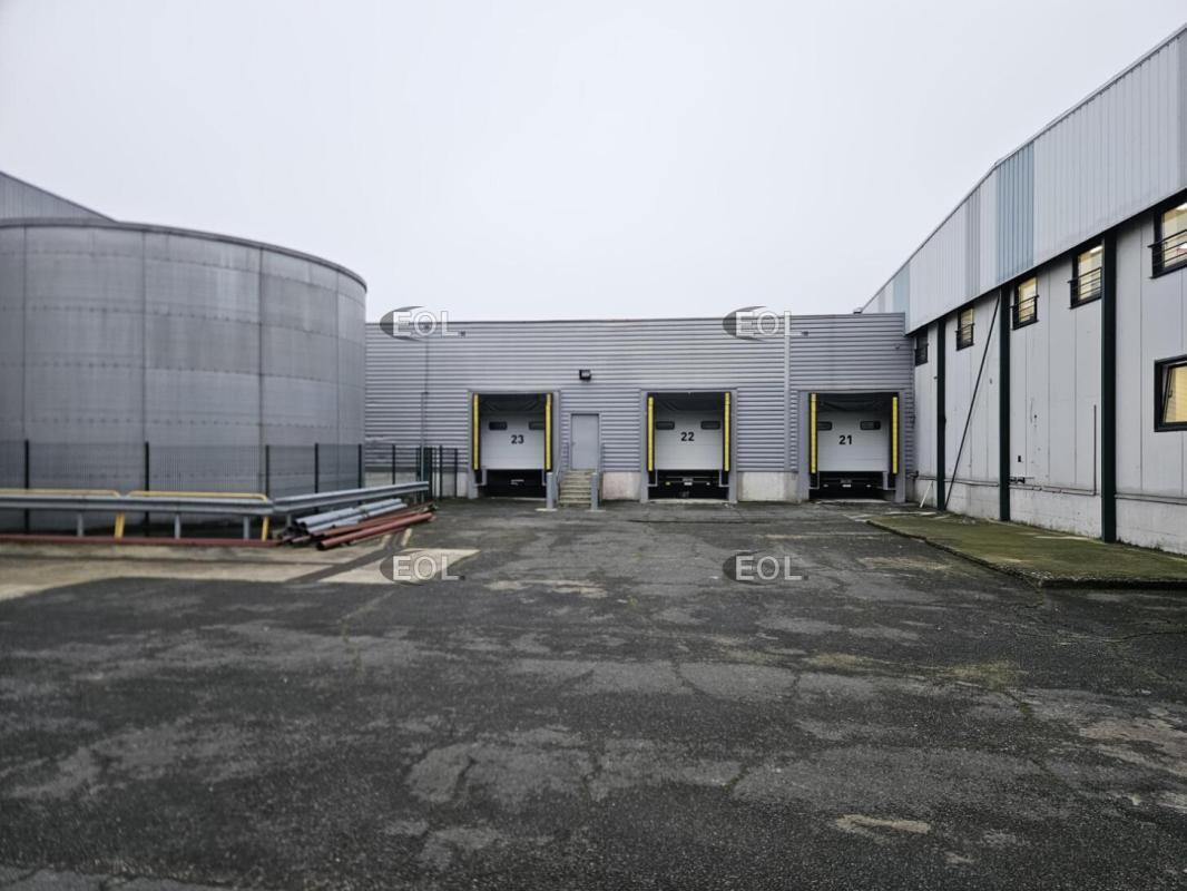Industriel/Logistique dans Thiais à louer Photo de l’immeuble– Image 1 sur 10