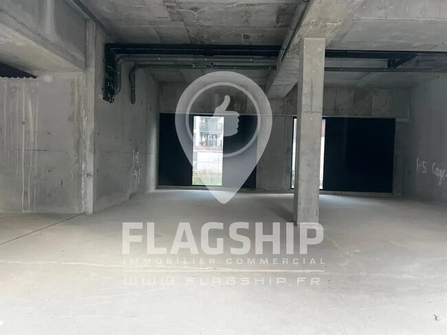 Plus de détails pour Local commercial à louer