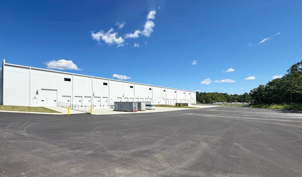 7917 Fernham Ln, District Heights, MD à louer - Photo de l’immeuble – Image 2 sur 12