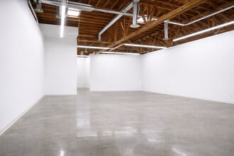 1939 S Santa Fe Ave, Los Angeles, CA à louer Photo intérieure– Image 2 sur 6