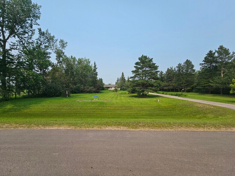 23118 Old Fort Trl, Sturgeon County, AB à vendre - Photo principale – Image 1 sur 5
