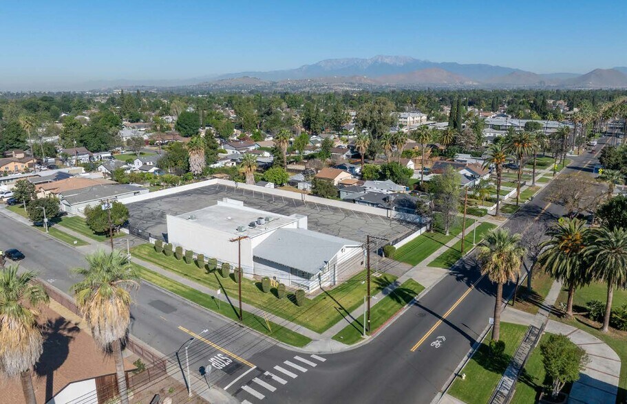 6785 Palm Ave, Riverside, CA à vendre - Photo de l’immeuble – Image 2 sur 3