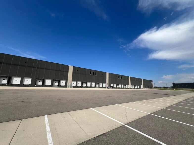 7400 Hentges Way, Shakopee, MN à louer - Photo de l’immeuble – Image 2 sur 12