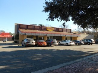 Plus de détails pour 1100 S 9th St, Waco, TX - Local commercial à louer