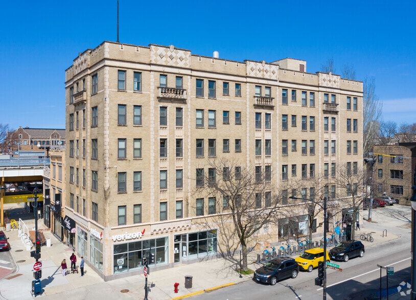 1650 W Roscoe St, Chicago, IL à louer - Photo de l’immeuble – Image 2 sur 4