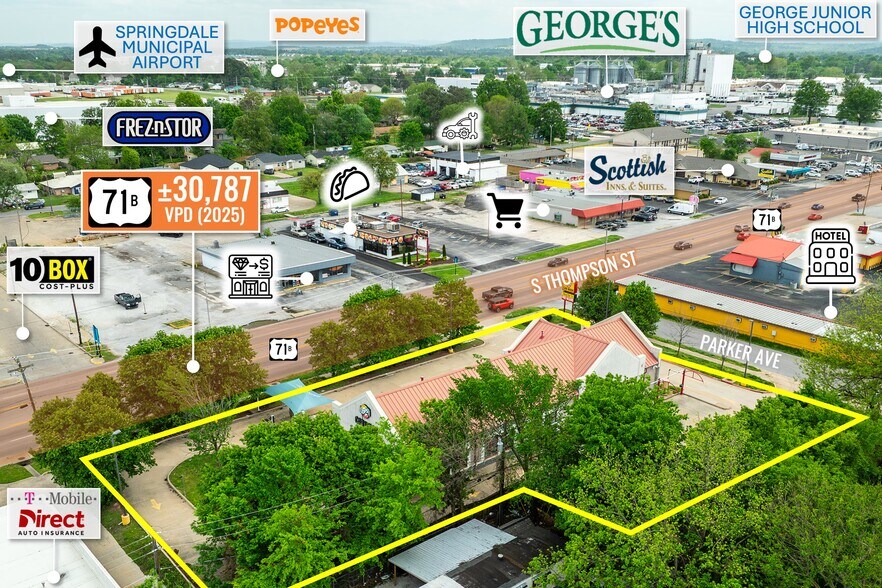 1112 S Thompson St, Springdale, AR à vendre - Photo de l’immeuble – Image 2 sur 9
