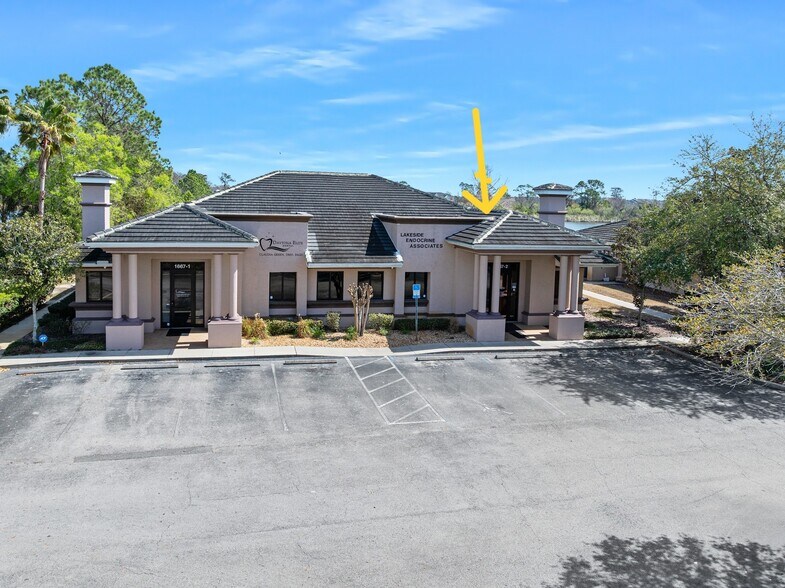 1667 Clyde Morris Blvd, Daytona Beach, FL à louer - Photo de l’immeuble – Image 1 sur 34