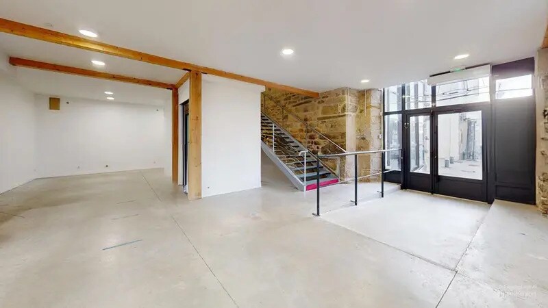 Local commercial dans Douarnenez à louer - Photo de l’immeuble – Image 1 sur 10