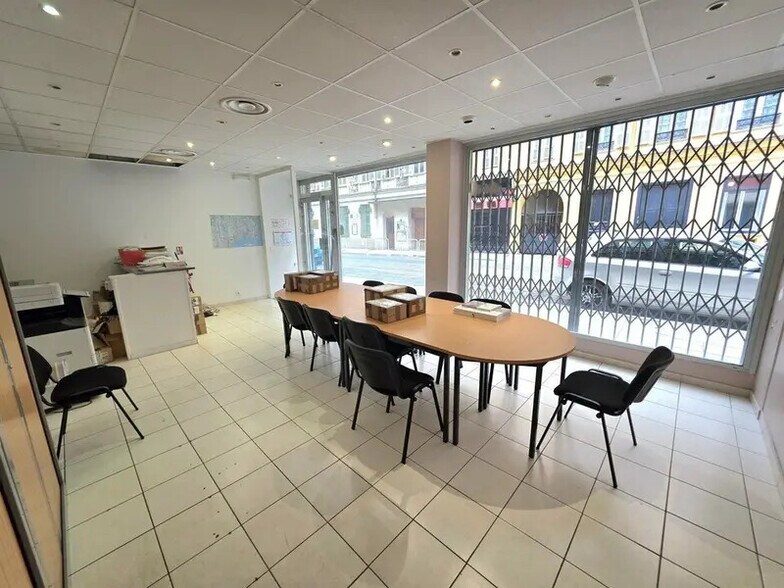 Local commercial dans Nice à louer - Photo intérieure – Image 3 sur 5