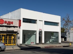 7449-7451 Melrose Ave, Los Angeles, CA à louer Photo de l’immeuble– Image 1 sur 1