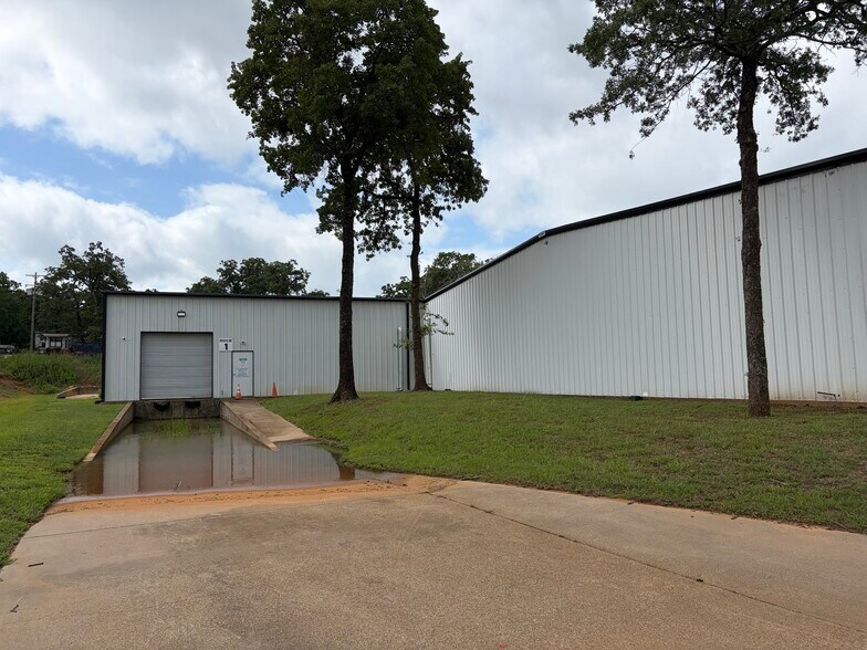6100 Conveyor Dr, Burleson, TX à louer - Photo de l’immeuble – Image 2 sur 8