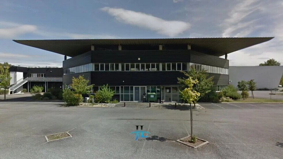 Bureau dans Mérignac à louer - Photo de l’immeuble – Image 1 sur 1