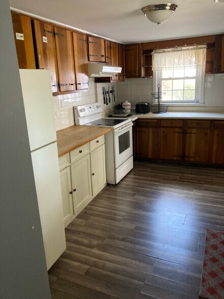 310 Frosty Hollow Rd, Levittown, PA à vendre - Photo intérieure – Image 3 sur 10