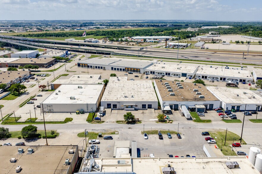 3250-3254 International Pl, Irving, TX à louer - Aérien – Image 3 sur 25