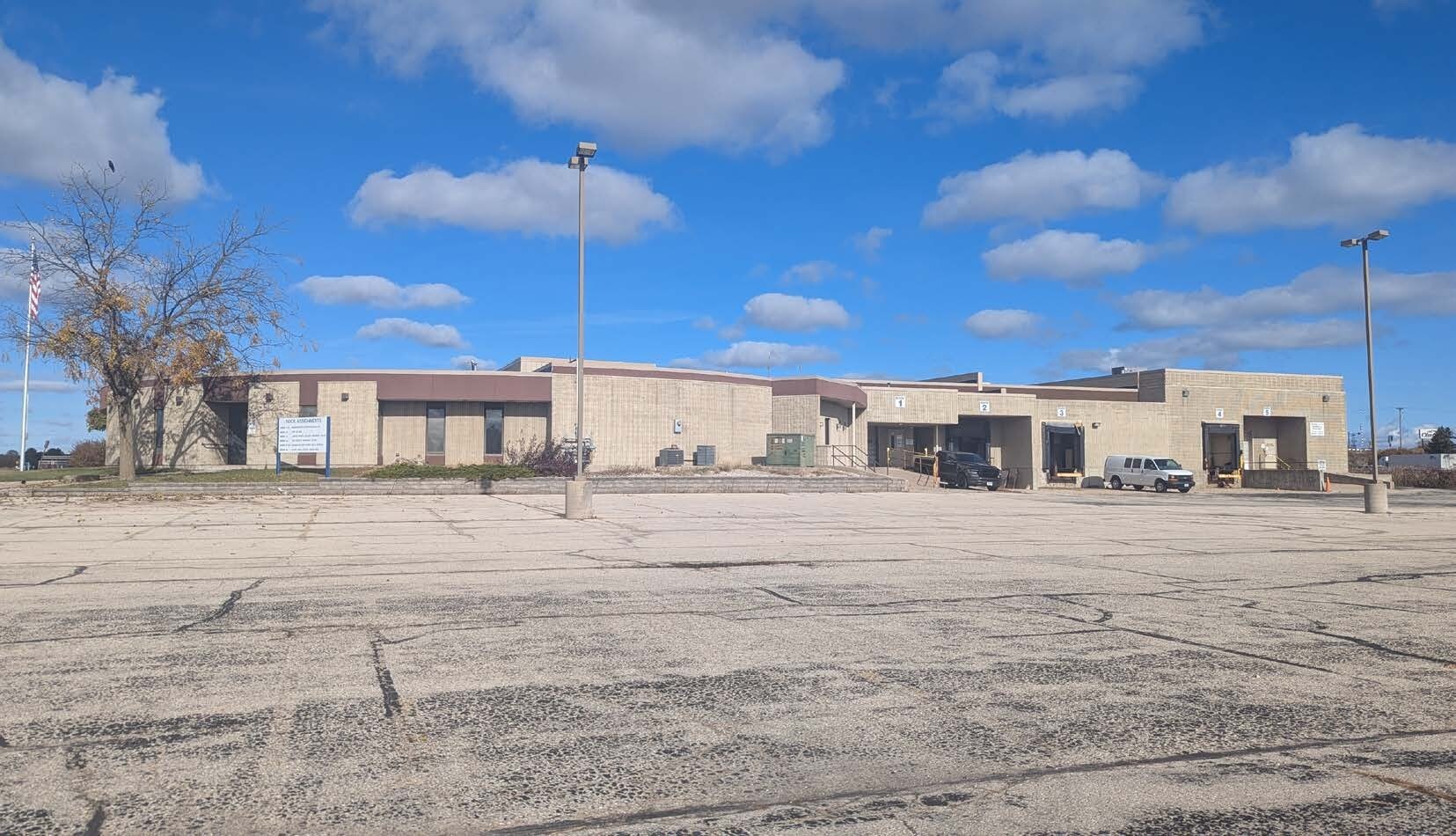 N6637 N Rolling Meadows Dr, Fond Du Lac, WI à vendre Photo de l’immeuble– Image 1 sur 6