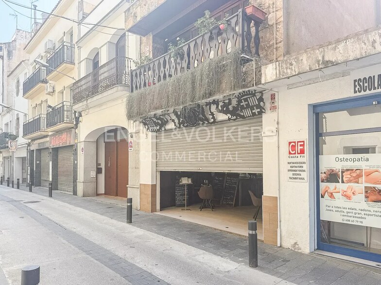 Immeuble residentiel dans Calella, Barcelona à vendre - Photo de l’immeuble – Image 2 sur 32