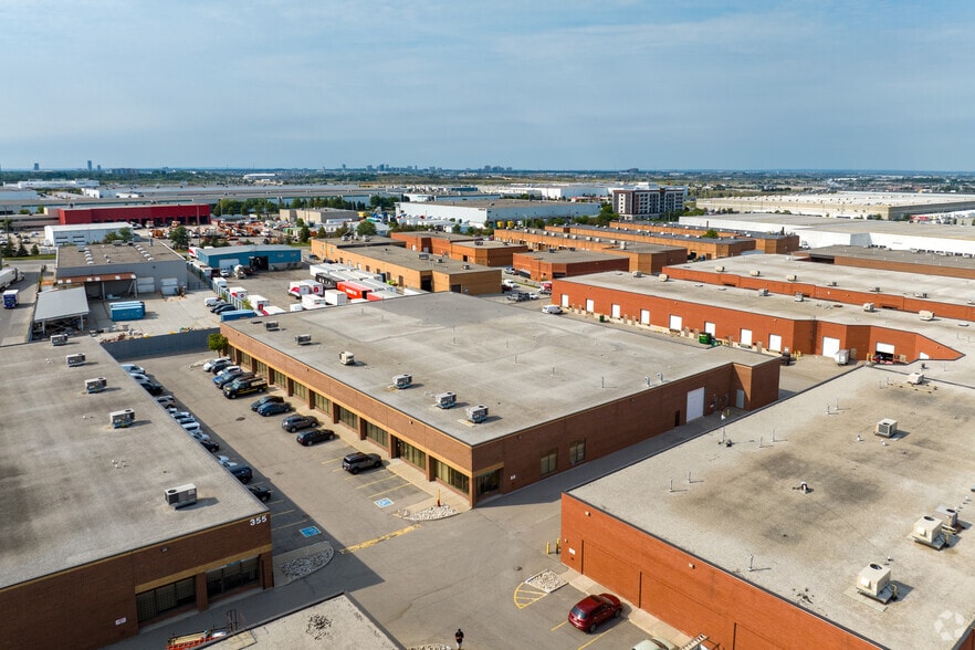 335 Admiral Blvd, Mississauga, ON à louer - Aérien – Image 2 sur 10