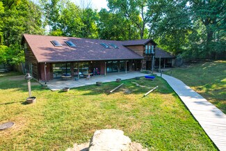 Plus de détails pour 2505 E Walnut St, Columbia, MO - Bureau/Local commercial à louer