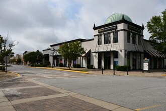 481 Town Center Pl, Columbia, SC à louer Photo de l’immeuble– Image 1 sur 6