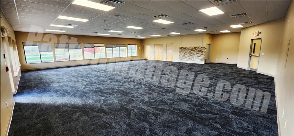 6001 N US Highway 31, Whiteland, IN à louer - Photo de l’immeuble – Image 2 sur 13