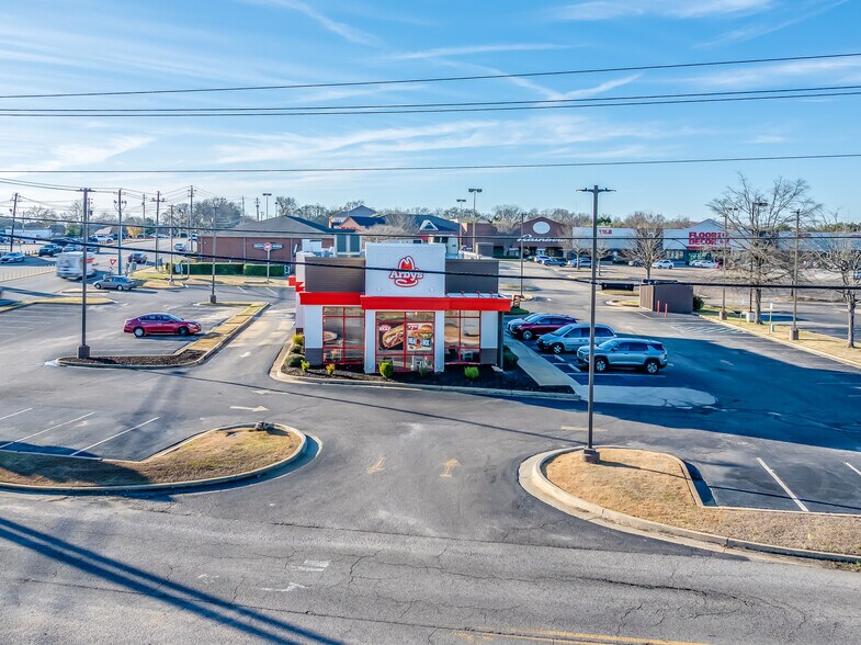 2796 Eastern Blvd, Montgomery, AL à vendre - Photo de l’immeuble – Image 2 sur 14