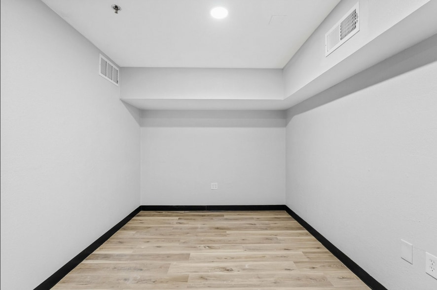1301 E Almeria Rd, Phoenix, AZ à louer - Photo intérieure – Image 2 sur 9