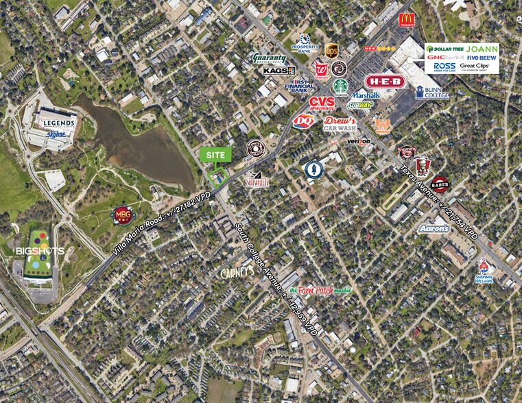 3009-3013 South College Avenue ave, Bryan, TX à louer - Photo de l’immeuble – Image 2 sur 5
