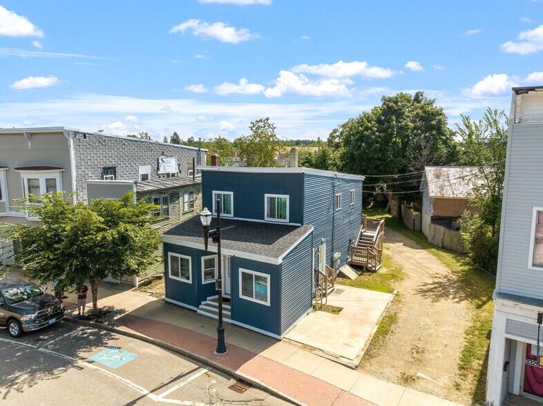 45AB Hanson st, Rochester, NH à vendre - Photo de l’immeuble – Image 2 sur 40