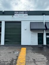 6405-6447 NW 82nd Ave, Miami, FL à louer Photo intérieure– Image 2 sur 10