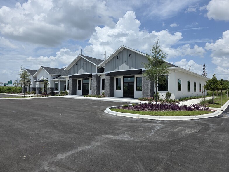 950 Windermere rd, Winter Garden, FL à louer - Photo de l’immeuble – Image 3 sur 12