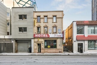 Plus de détails pour 135 Jarvis St, Toronto, ON - Hôtellerie à vendre