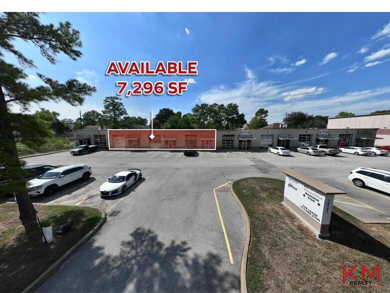 16121 N Eldridge Pky, Tomball, TX à louer - Photo de l’immeuble – Image 3 sur 8