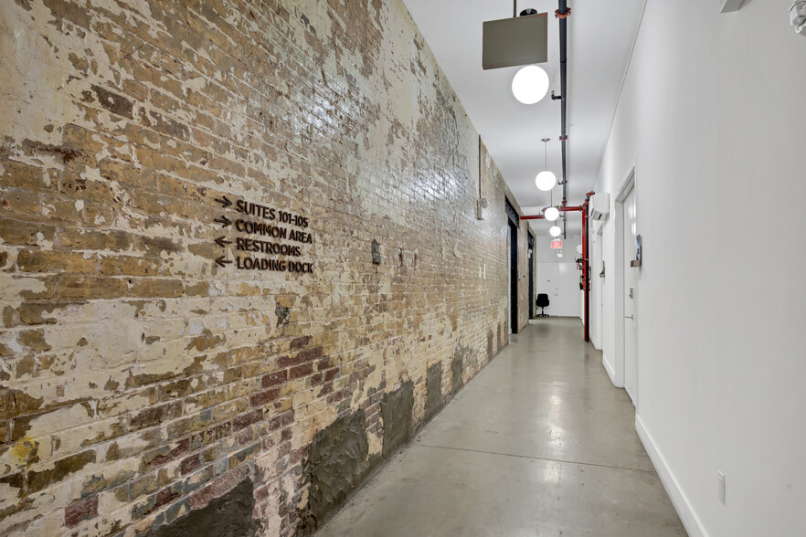 199 Cook St, Brooklyn, NY à louer - Photo de l’immeuble – Image 3 sur 16