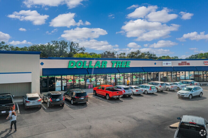 8505-8537 Blanco Rd, San Antonio, TX à louer - Photo de l’immeuble – Image 2 sur 5